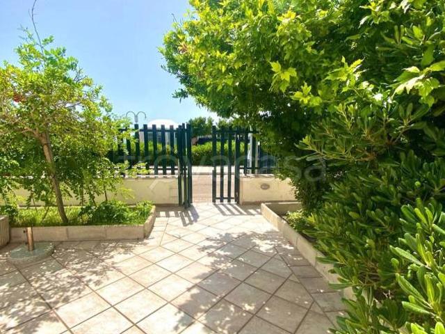 Villa Indipendente in vendita a Madonna di Roca Vecchia, Puglia