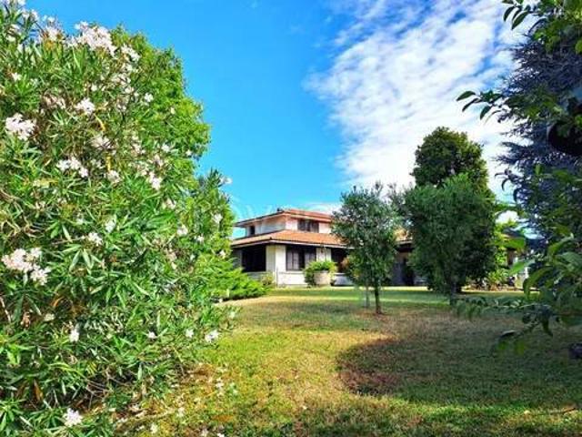 Villa Indipendente in vendita a Montegalda, Vicenza