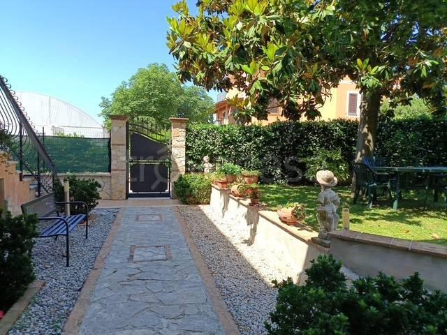 Villa Indipendente in vendita a Roma Capitale, Lazio