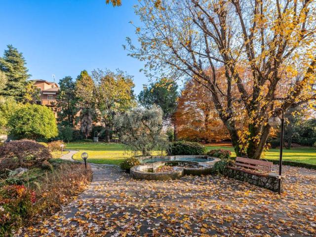 Villa Indipendente in vendita a Monticello, Lombardia