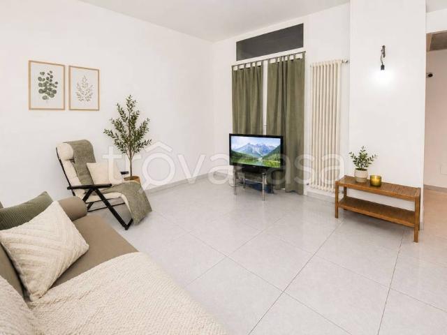 Villa Indipendente in vendita a Cazzaniga, Monza