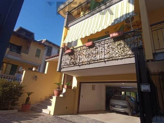 Villa Indipendente in vendita a Mugnano Di Napoli, Campania