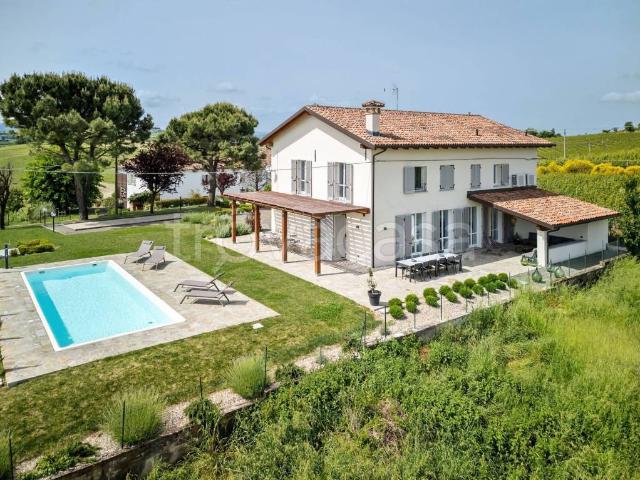 Villa Indipendente in vendita a Piemonte, Asti