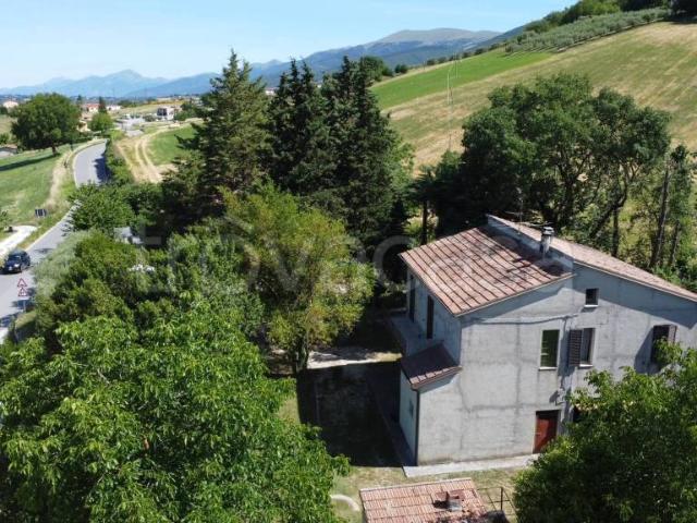 Villa Indipendente in vendita a Nocera Umbra, Umbria