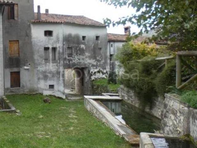 Villa Indipendente in vendita a Tarzo, Veneto