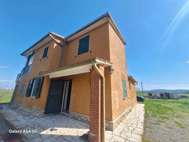 Villa Indipendente in vendita a Quattro Strade, Orbetello