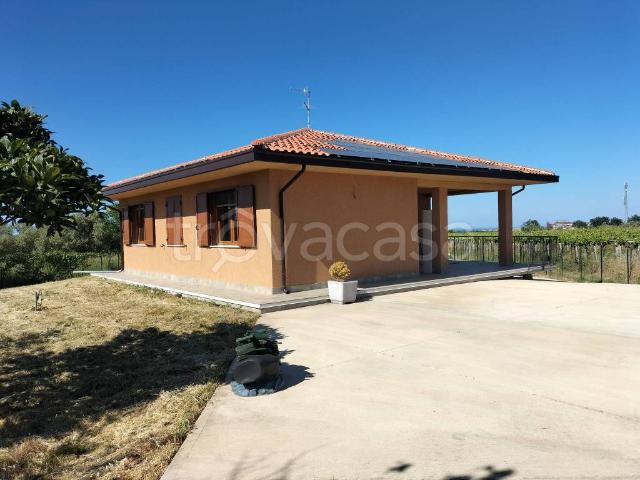 Villa Indipendente in vendita a Tamarete, Ortona