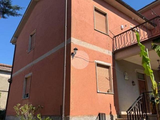 Villa Indipendente in vendita a Paliano, Lazio