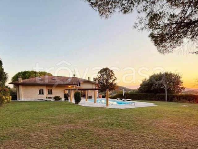 Villa Indipendente in vendita a Cattabrighe, Pesaro