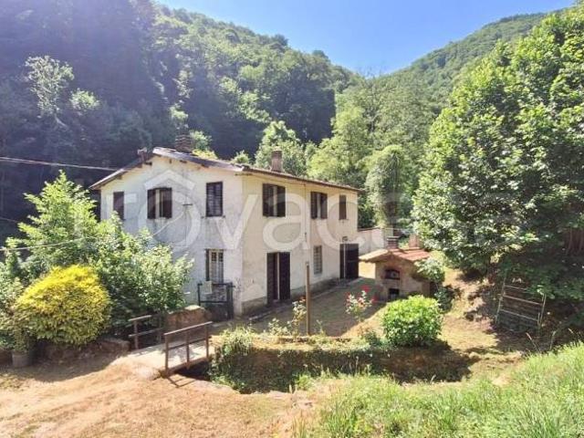 Villa Indipendente in vendita a Unione dei comuni Media Valle del Serchio, Pescaglia