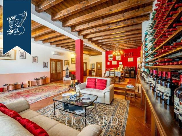 Villa Indipendente in vendita a Nibbiano, Reggio Emilia