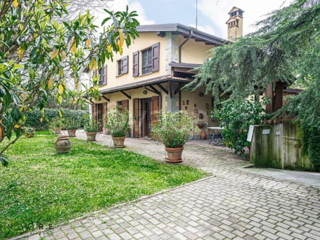 Villa Indipendente in vendita a Unione dei comuni Savena-Idice, Pianoro