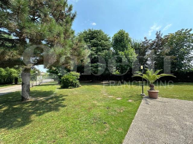 Villa Indipendente in vendita a Cagnano, Pojana Maggiore