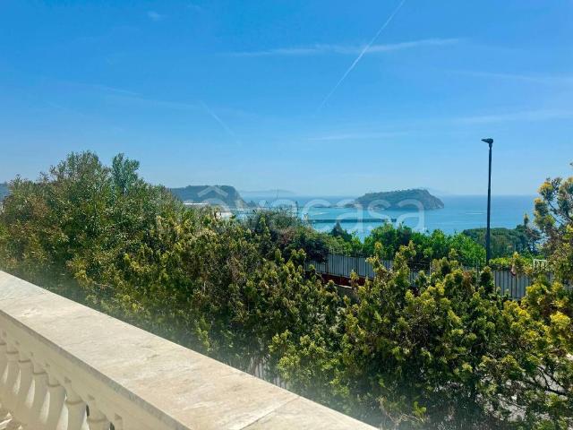 Villa Indipendente in vendita a Pisciarelli, Pozzuoli