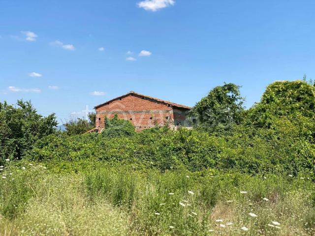 Villa Indipendente in vendita a Prato, Toscana