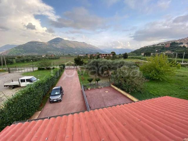 Villa Indipendente in vendita a Priverno, Lazio