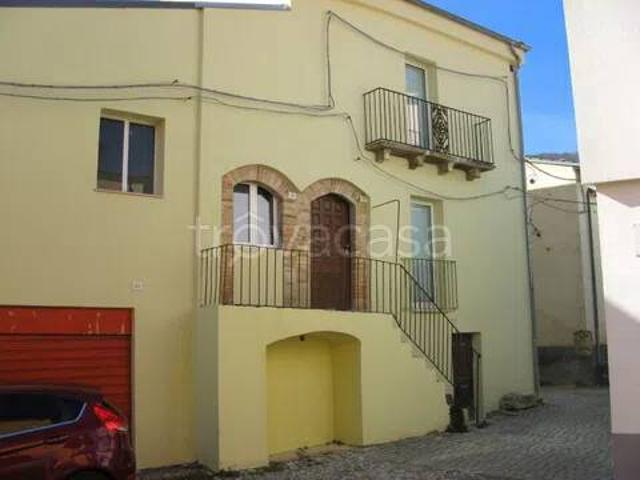 Villa Indipendente in vendita a Unione dei comuni Terre dei Peligni, Raiano
