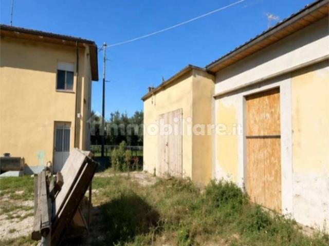 Villa Indipendente in vendita a Ravenna, Reggio Emilia