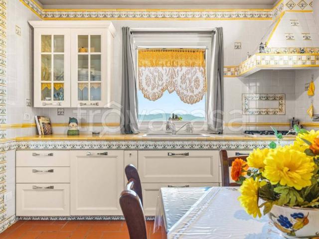 Villa Indipendente in vendita a Unione di Comuni Valdarno e Valdisieve, Reggello