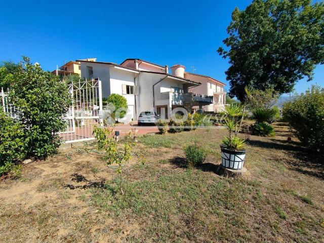 Villa Indipendente in vendita a Saporito, Rende