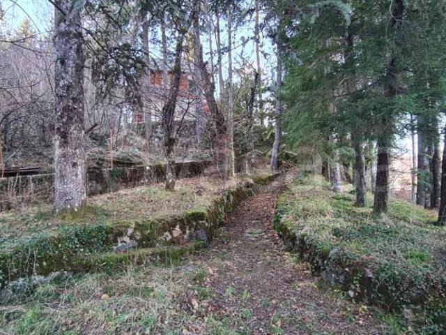 Villa Indipendente in vendita a Rezzoaglio, Liguria