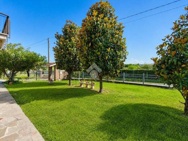 Villa Indipendente in vendita a Rimini, Reggio Emilia