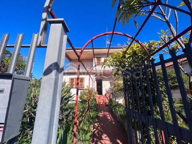 Villa Indipendente in vendita a Riposto, Sicilia
