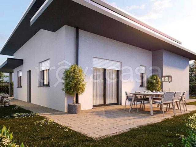 Villa Indipendente in vendita a Rivolta D'adda, Lombardia