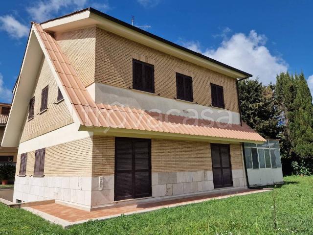 Villa Indipendente in vendita a Municipio Roma XIII, Roma Capitale