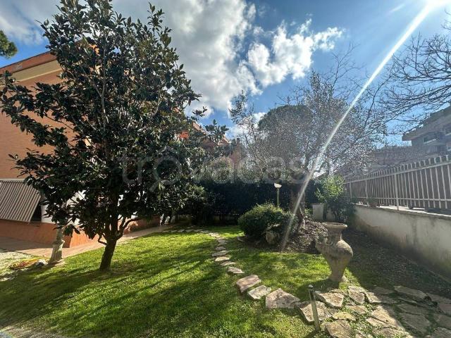 Villa Indipendente in vendita a Lido di Ostia, Roma Capitale