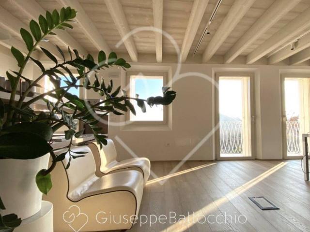 Villa Indipendente in vendita a Rosà, Veneto