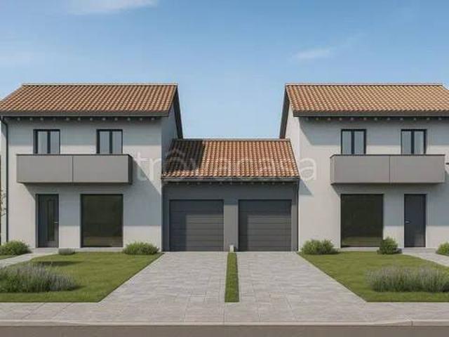 Villa Indipendente in vendita a Rosà, Vicenza