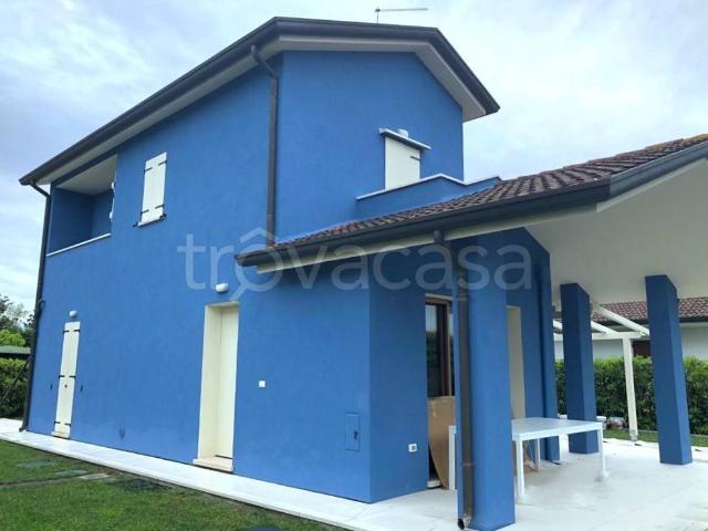 Villa Indipendente in vendita a Rosolina, Veneto