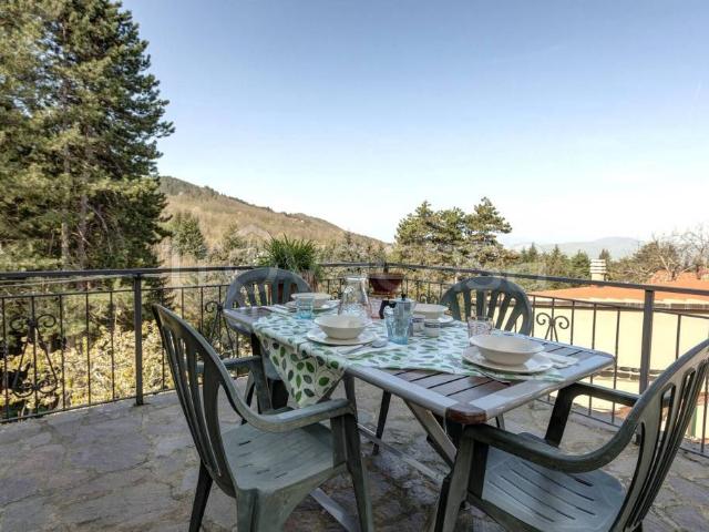 Villa Indipendente in vendita a Unione di Comuni Valdarno e Valdisieve, Rufina