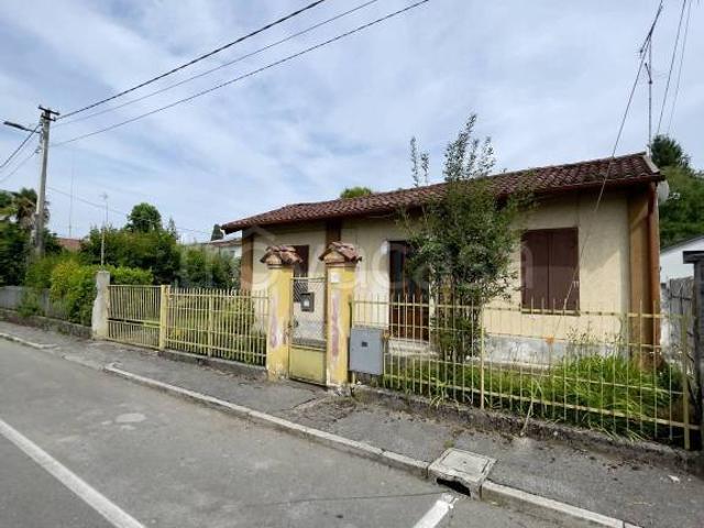 Villa Indipendente in vendita a Gorizia, Friuli-Venezia Giulia