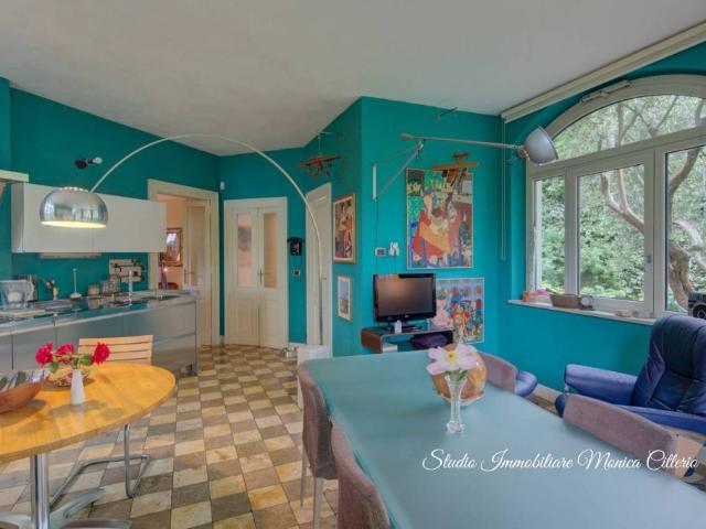 Villa Indipendente in vendita a Sambuy, Piemonte