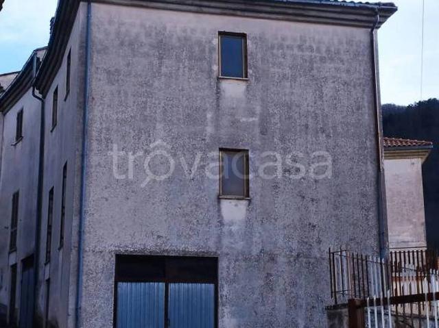 Villa Indipendente in vendita a San Biagio Saracinisco, Lazio