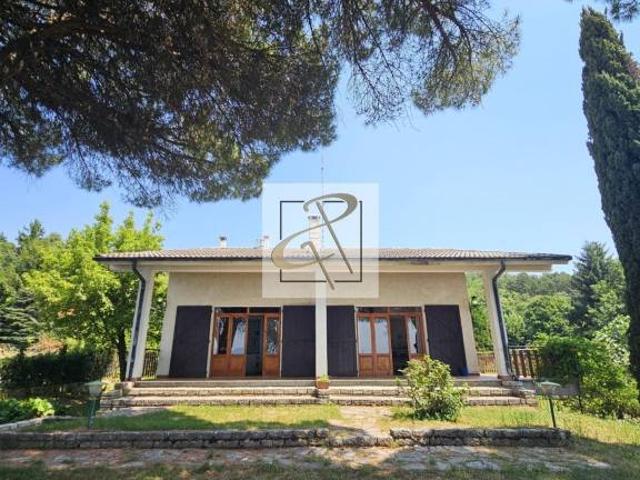Villa Indipendente in vendita a San Zeno Di Montagna, Veneto