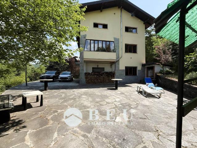 Villa Indipendente in vendita a Santa Margherita Staffora, Lombardia