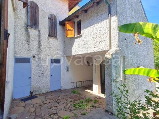 Villa Indipendente in vendita a Santa Maria Della Versa, Lombardia