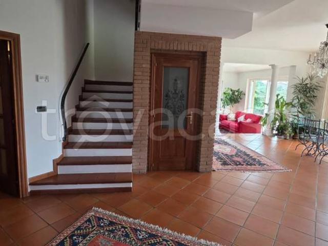 Villa Indipendente in vendita a Unione dei Comuni della Val Vibrata, Sant'omero
