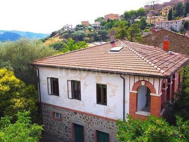 Villa Indipendente in vendita a Unione dei Comuni Montani Amiata Grossetana, Seggiano
