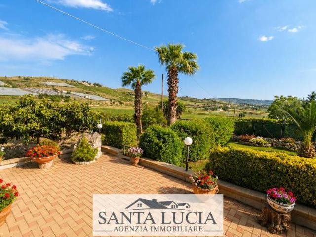 Villa Indipendente in vendita a Serradifalco, Sicilia