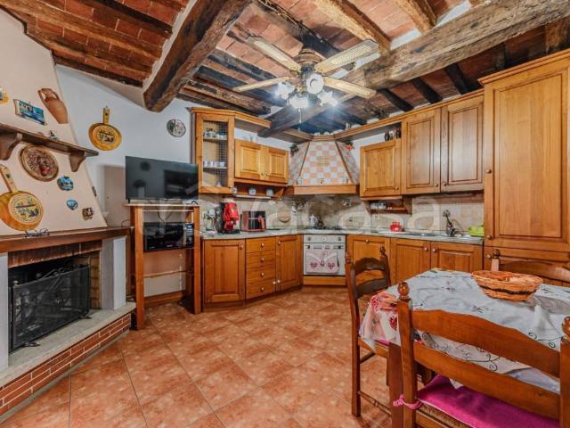 Villa Indipendente in vendita a Ponte di Serravalle, Serravalle Pistoiese