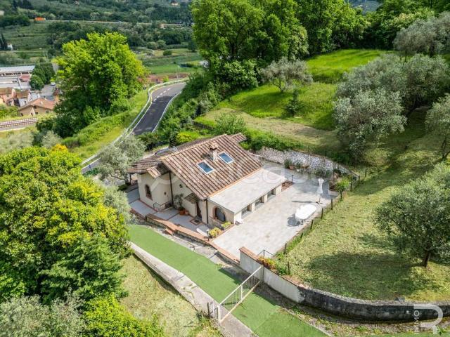 Villa Indipendente in vendita a Serravalle Pistoiese, Pistoia