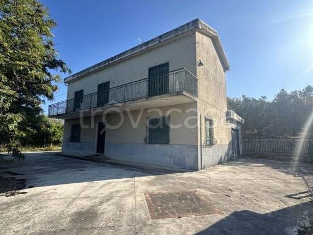Villa Indipendente in vendita a Serre, Salerno