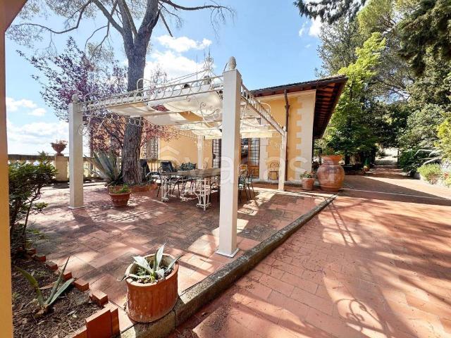 Villa Indipendente in vendita a Quinto Alto, Sesto Fiorentino