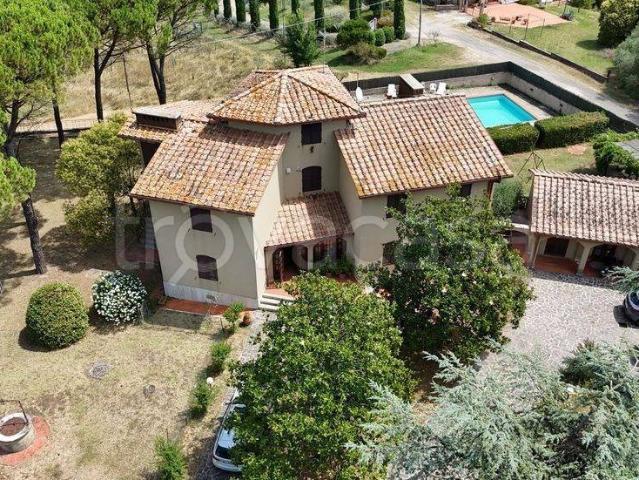 Villa Indipendente in vendita a Siena, Toscana