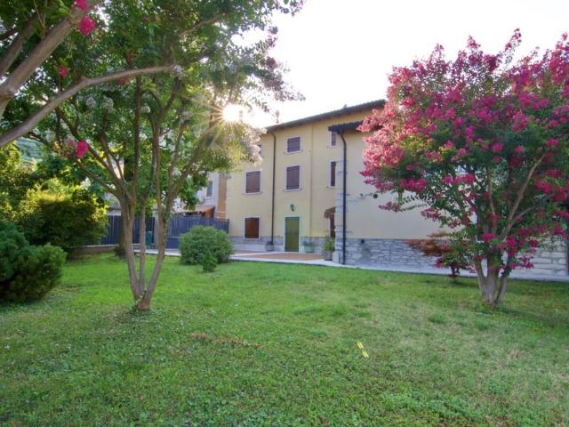Villa Indipendente in vendita a Soave, Veneto