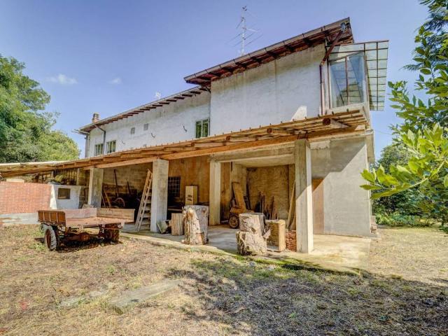 Villa Indipendente in vendita a Mezzana, Somma Lombardo